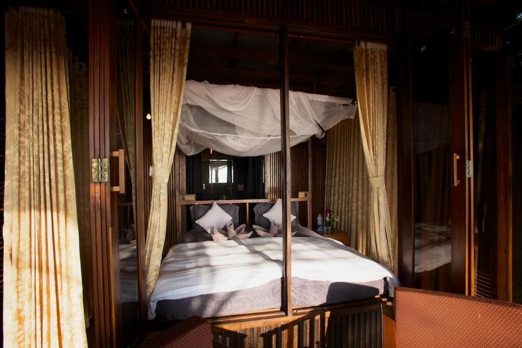 Dunhill Resort 3*